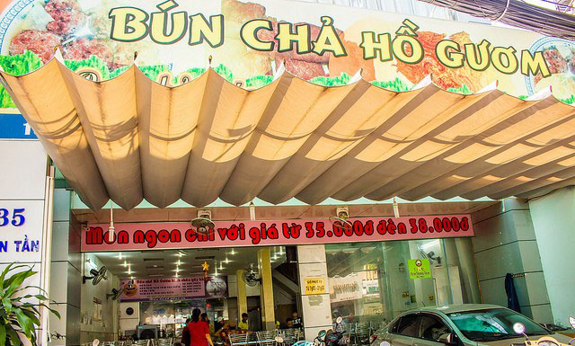 Bún chả Hà Nội – Bún chả Hồ Gươm, 29 Trương Định, Phường 6, Quận 3, Thành phố Hồ Chí Minh 700000, Việt Nam