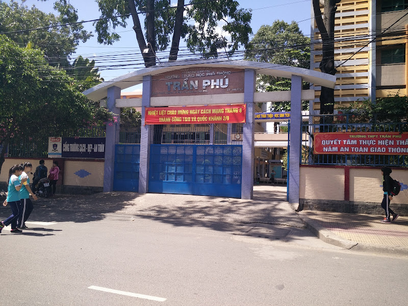 Trường THPT Trần Phú, 18 Đ. Lê Thúc Hoạch, Phú Thọ Hoà, Tân Phú, Thành phố Hồ Chí Minh, Việt Nam