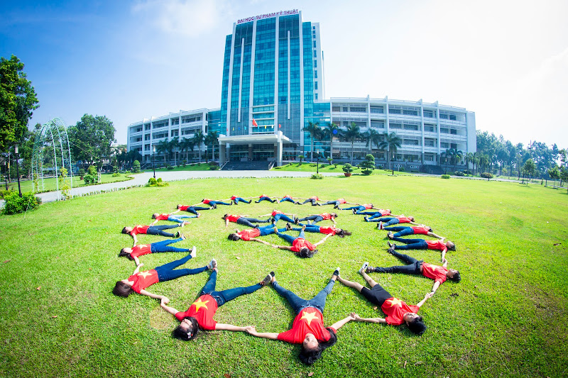 Trường Đại học Sư phạm Kỹ thuật Tp. Hồ Chí Minh, 1 Đ. Võ Văn Ngân, Linh Chiểu, Thành Phố Thủ Đức, Thành phố Hồ Chí Minh, Việt Nam