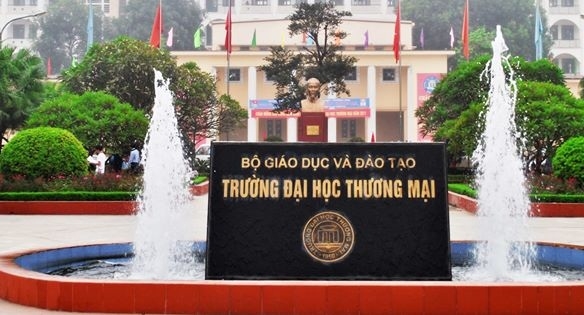 Trường Đại học Thương mại, 79 Đ. Hồ Tùng Mậu, Mai Dịch, Cầu Giấy, Hà Nội 122868, Việt Nam